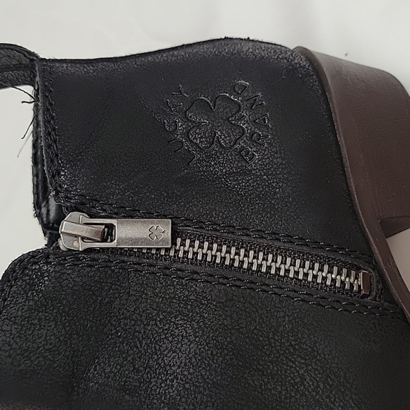 Lucky Brand black ankle boots w/side zippers. SIZE 13 for girls. - Picture 9 of 15